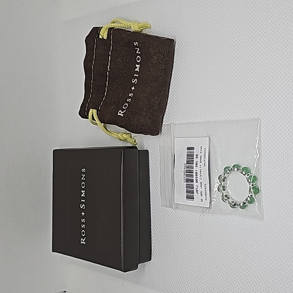 Ross-Simons Jade Eternity Band in Sterling Silver - Picture 8 of 10